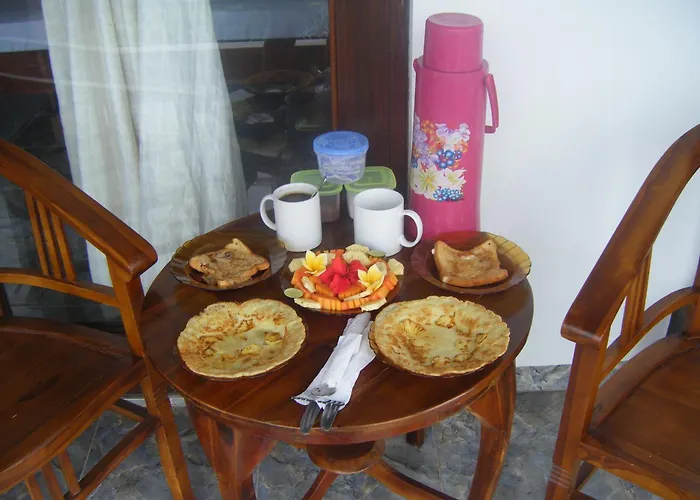 Bubu Racok Homestay